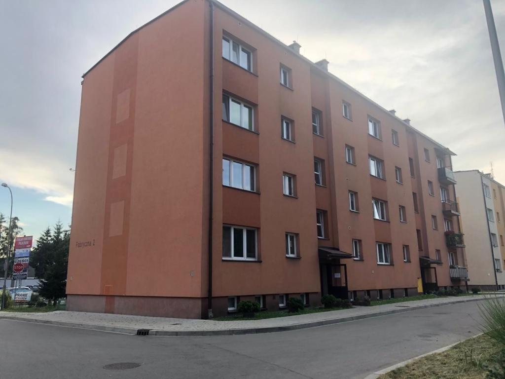 M37 X Fabryczna Leilighet Limanowa Eksteriør bilde